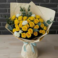 Букет цветов из:  Розы в Капустин Яре