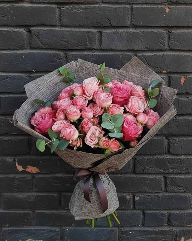 Букет цветов из: Розы в Капустин Яре