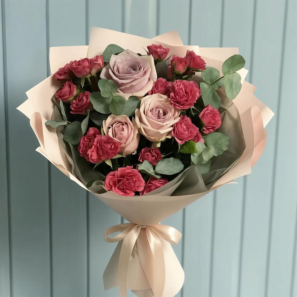 Букет цветов из: Гвоздики и Розы в Капустин Яре