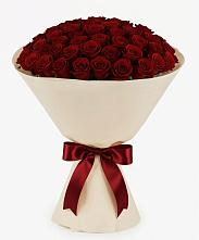 Букет 101 Бордовая роза Блэк Бакарра в Капустин Яре