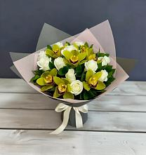 Букет цветов из:  Орхидеи и Розы в Капустин Яре