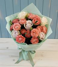 Букет цветов из:  Розы в Капустин Яре
