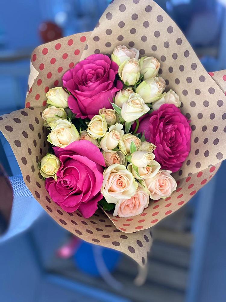 Букет цветов из: Розы в Капустин Яре