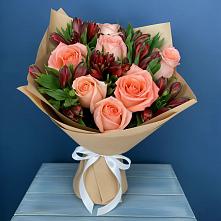Букет цветов из:  Розы и Альстромерии #REPLACE_PRED# Капустин Яре