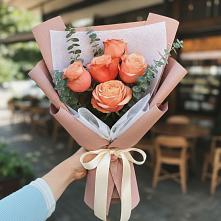 Букет цветов из:  Розы в Капустин Яре