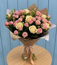 Букет цветов из:  Розы в Капустин Яре