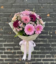 Букет цветов из:  Герберы и Хризантемы в Капустин Яре