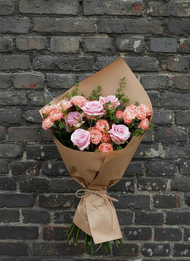 Букет цветов из: Розы в Капустин Яре