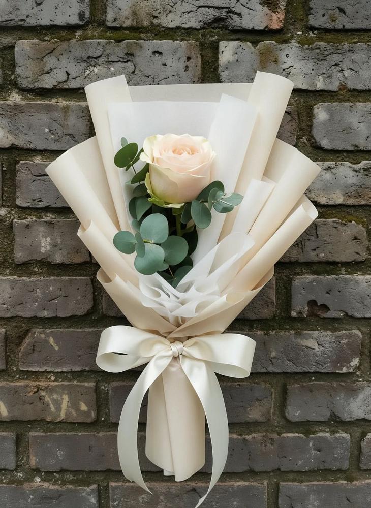 Букет цветов из: Розы в Капустин Яре