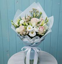 Букет цветов из:  Розы и Лизиантусы #REPLACE_PRED# Капустин Яре