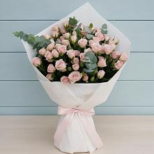 Букет цветов из:  Розы в Капустин Яре