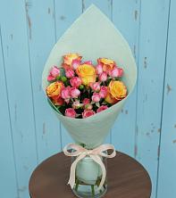 Букет цветов из:  Розы в Капустин Яре